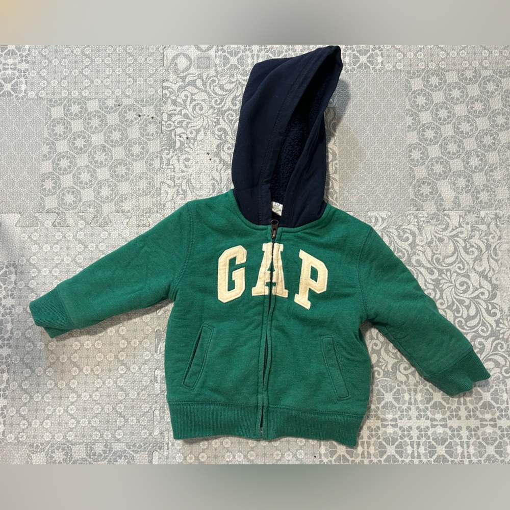Sherpa lined gap hoodie 18-24 month’s